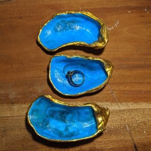 Set of 3 small authentic oyster shell ring dishes